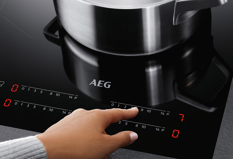 Bếp Từ 4 Vùng Nấu AEG IKB84431XB